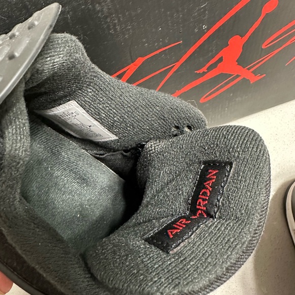 AIR JORDAN 4 RETRO SE - Picture 7 of 7